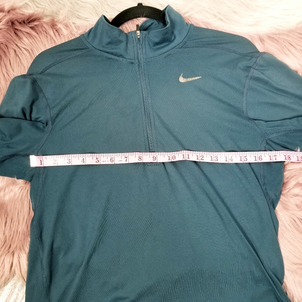 Nike pullover - Picture 6 of 7
